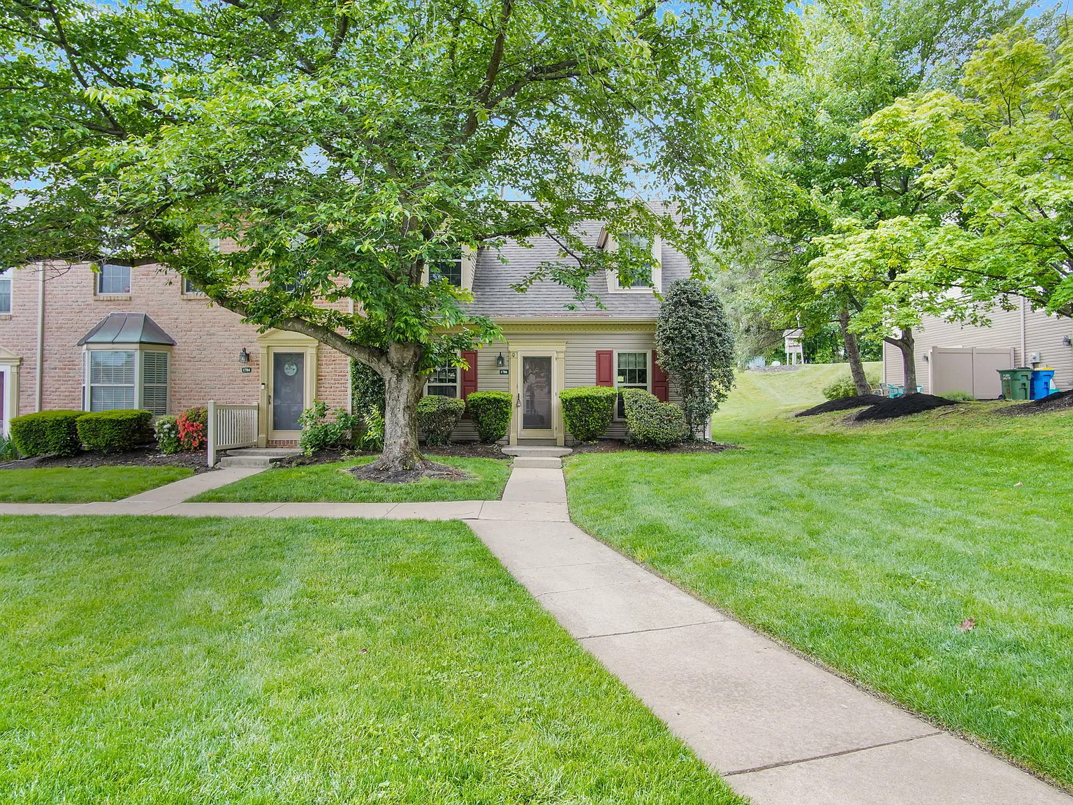 2 bed, 1118 sqft, $1,750 — Photo 3