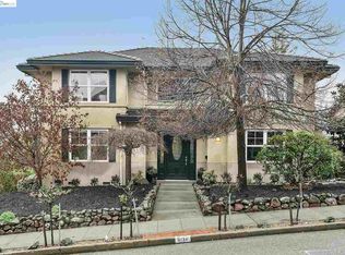 6134 Ocean View Dr, Oakland, CA 94618
