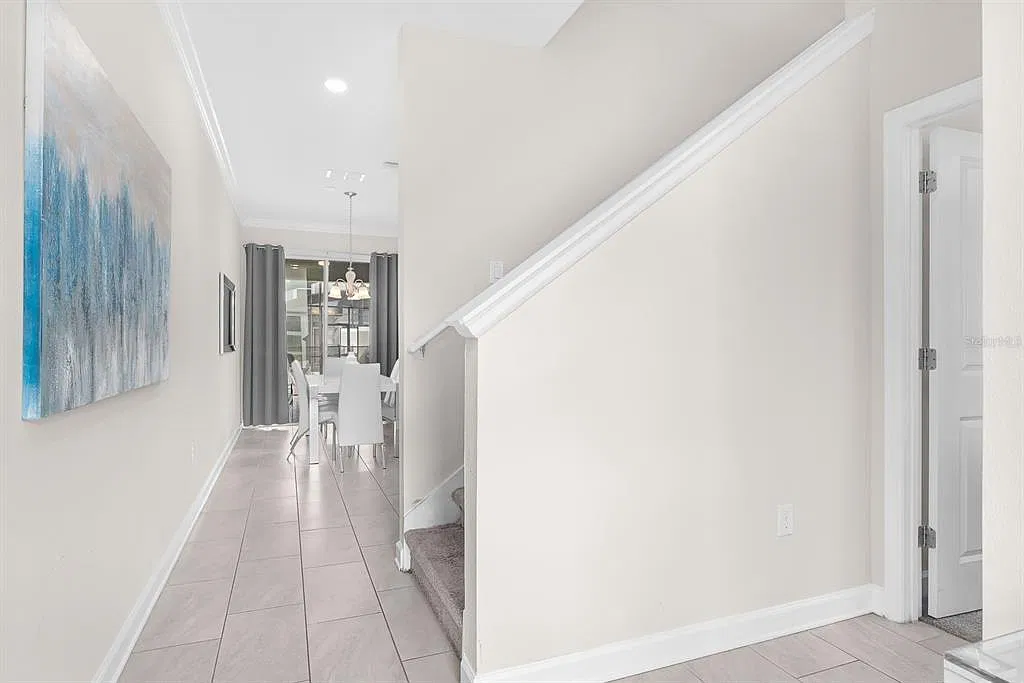 4 bed, 3.0 bath, 1914 sqft, $3,100 — Photo 4