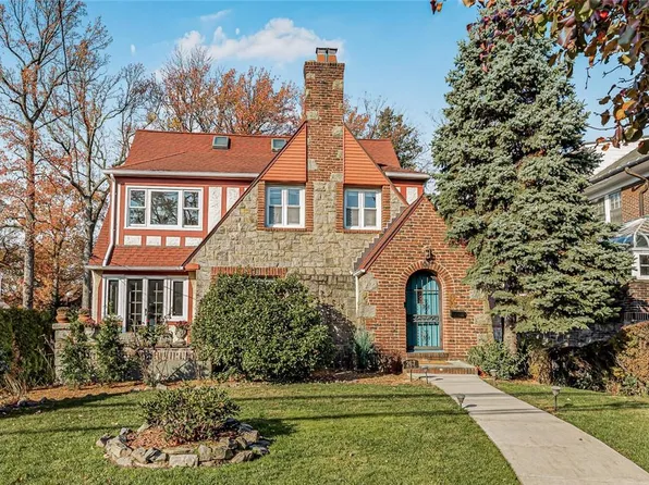267 Lincoln Avenue, New Rochelle, NY 10801