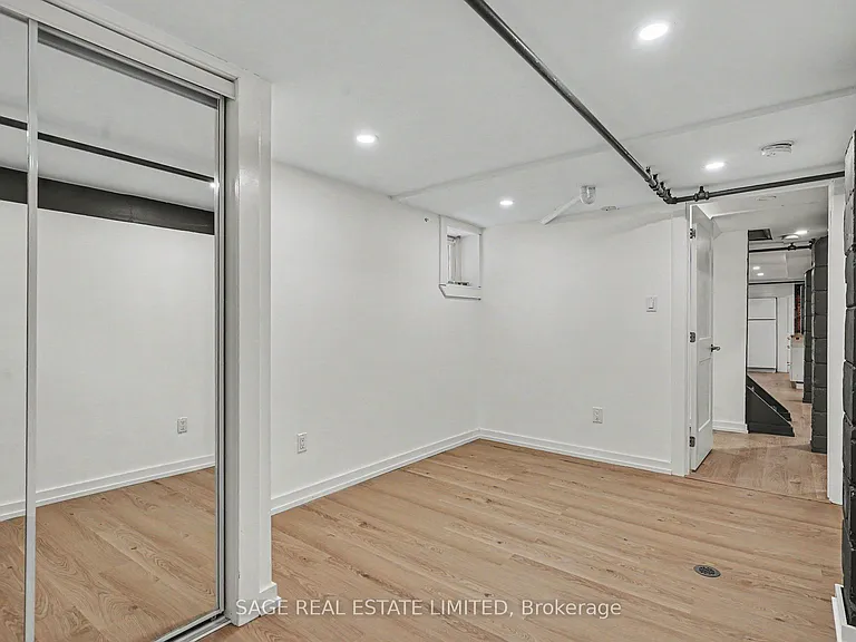 10 Fir Ave #5 — Photo 16