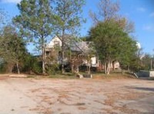 1925 Ford St, Llano, TX 78643