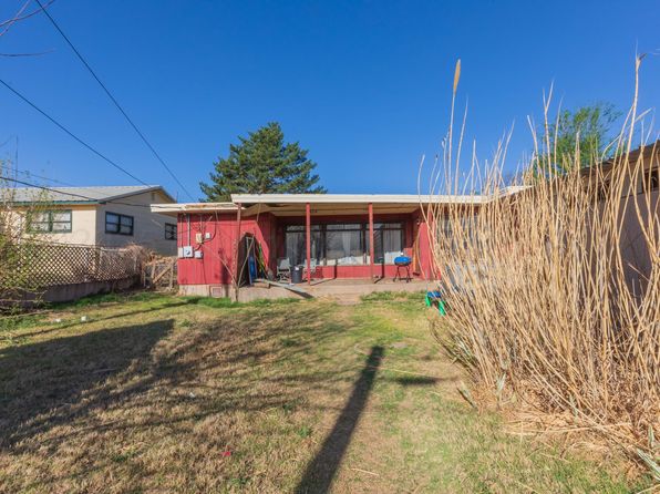 301 Garrett St, Borger, TX 79007