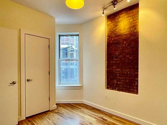 4th image of 771 Lincoln Pl #2AL