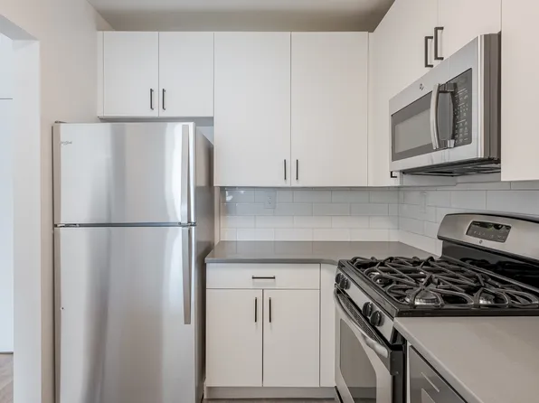 31 River Court image 21 of 24