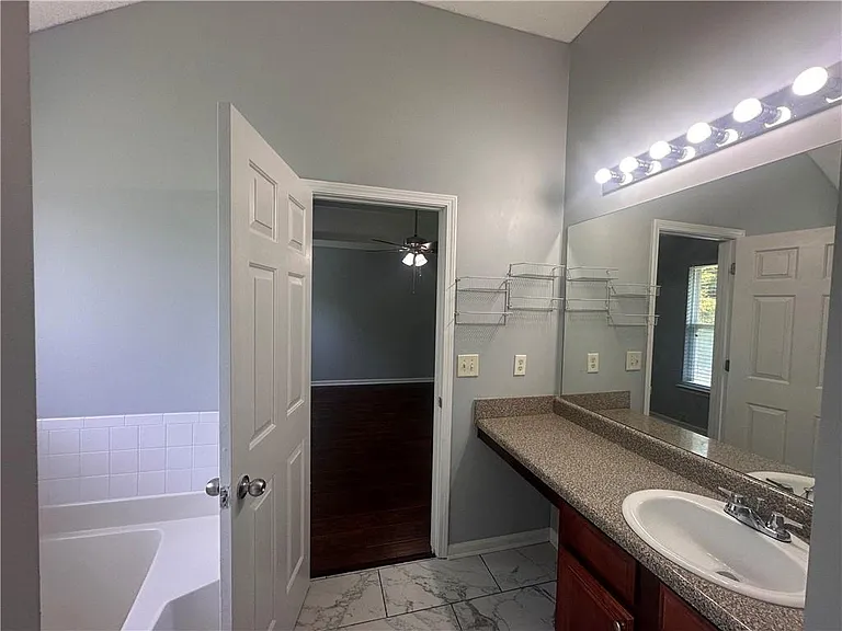 4935 Notting Glen Ln — Photo 20