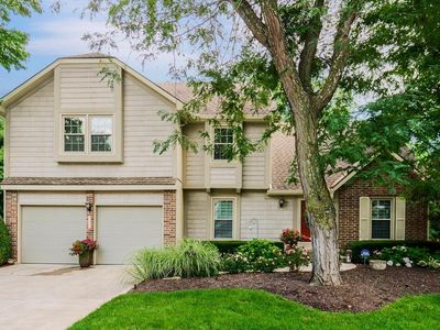 8021 Hall St, Lenexa, KS, 66219