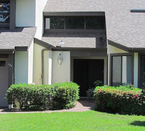 2nd image of 124 Gleneagles Dr #124