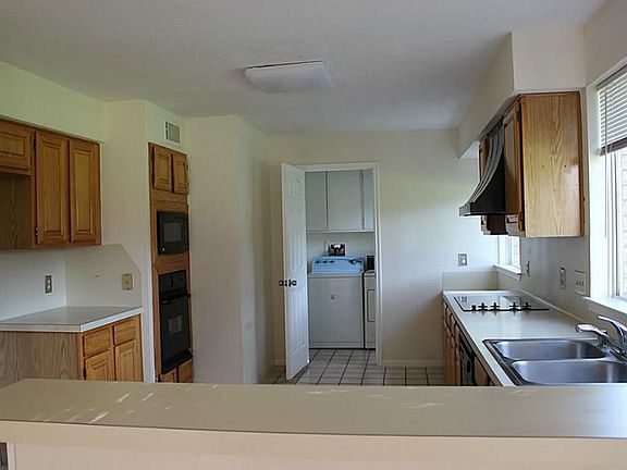5th image of 3122 Settlers Way Blvd