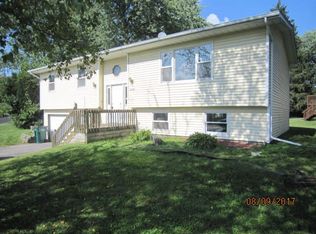 N1504 Orchid Dr, Genoa City, WI 53128