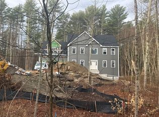 4 Mendon Rd, Northbridge, MA 01534