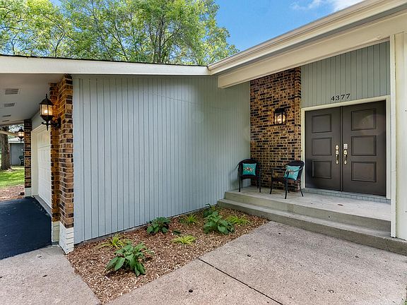 2nd image of 4377 Metcalf Dr