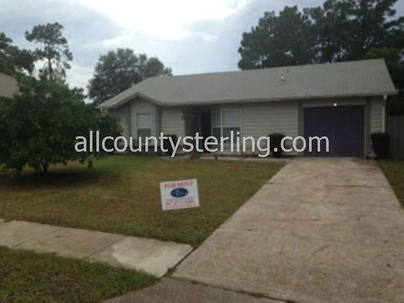 1st image of 830 Hanford Dr