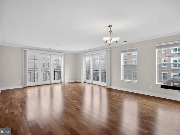 800 Admirals Way Unit 1836, Philadelphia, PA 19146