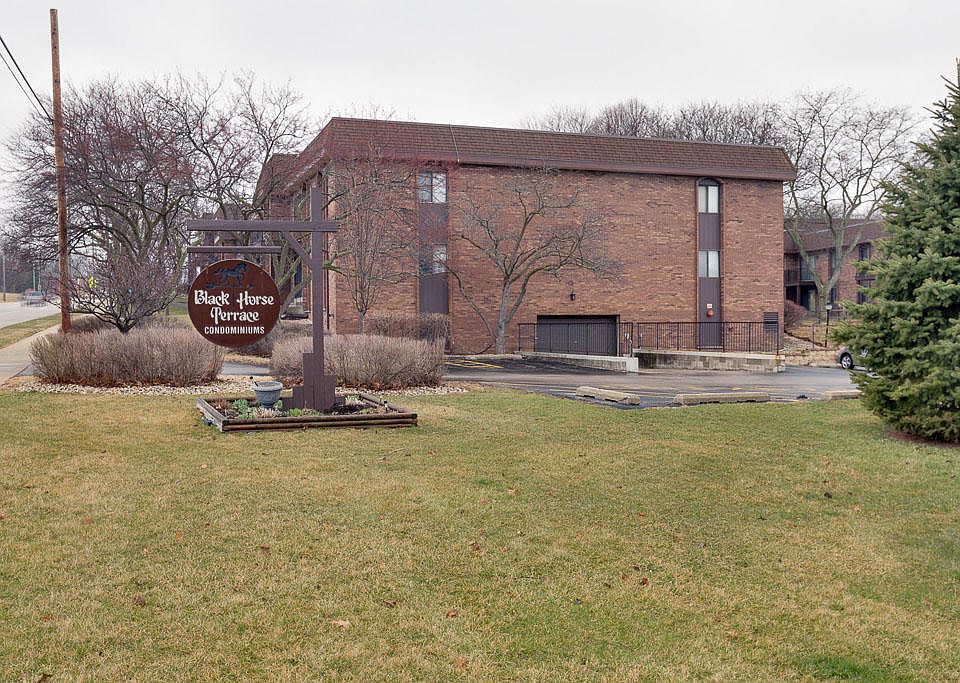 1st image of 5175 S Root River Pkwy #207