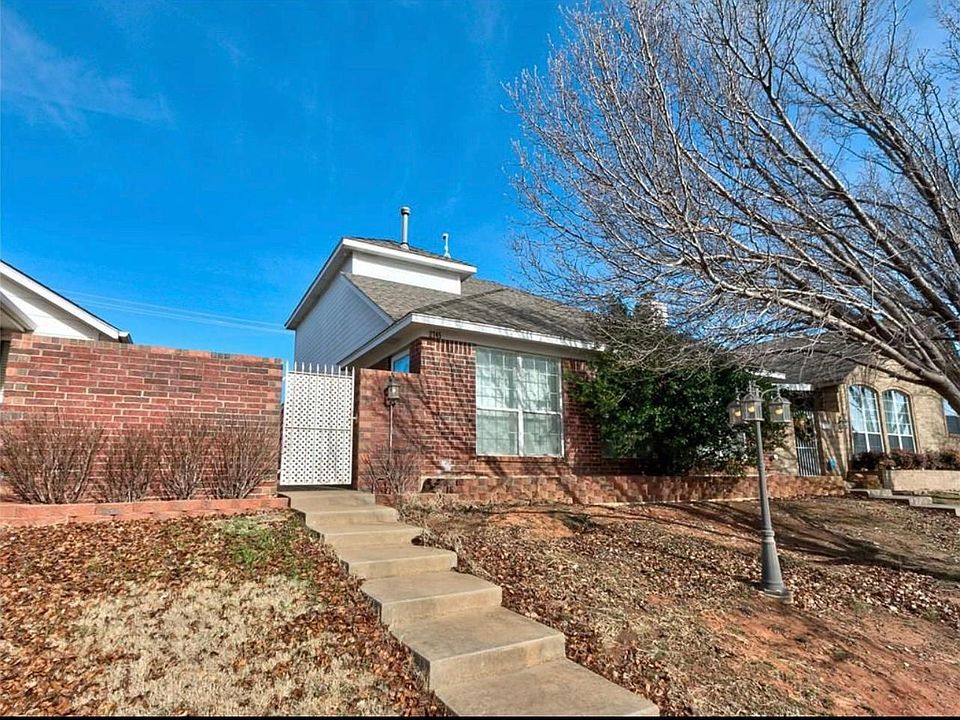 1st image of 2745 Tealwood Dr #2
