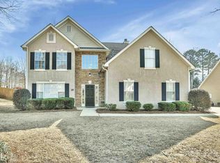 16 Pebble Creek Dr, Newnan, GA 30265