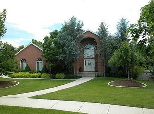 8042 S Hunters Meadow Cir, Cottonwood Heights, UT 84093