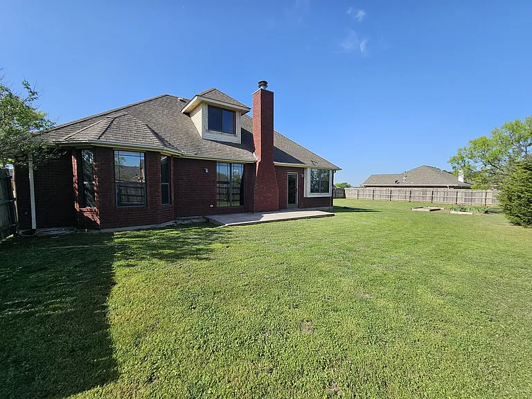 13 NW Havenshire Cir — Photo 24