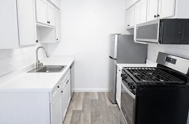 1st image of 1590 Lewis St #208