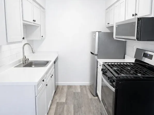 Elm Glen Apartments, 1590 Lewis St #208, Reno, NV 89502