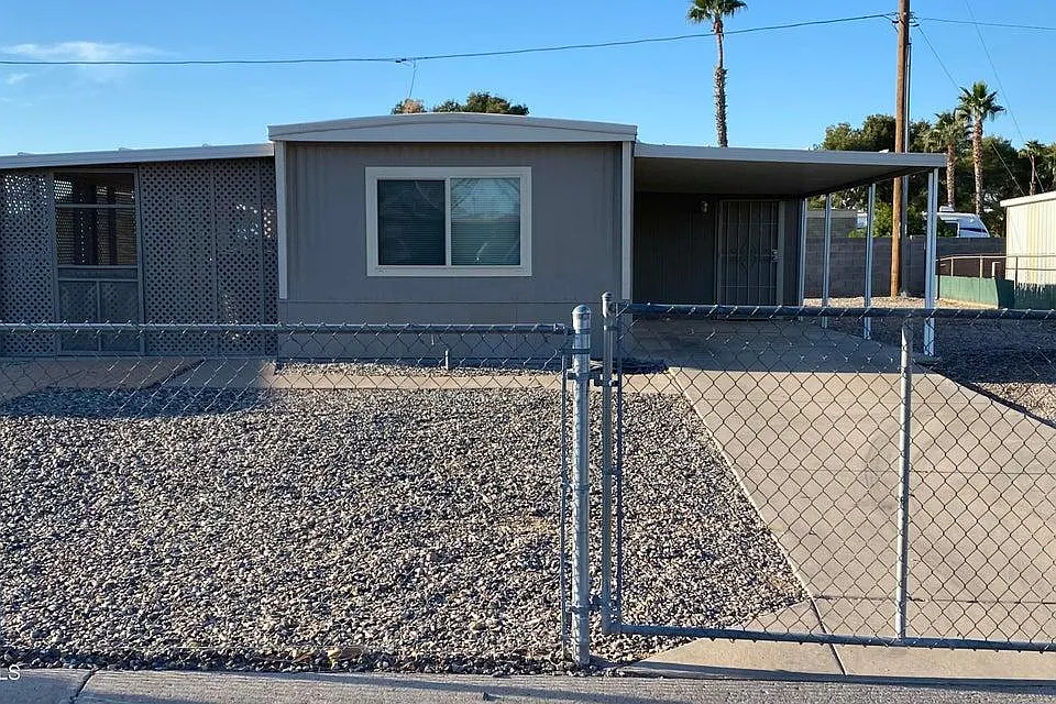 10835 W Sack Dr
