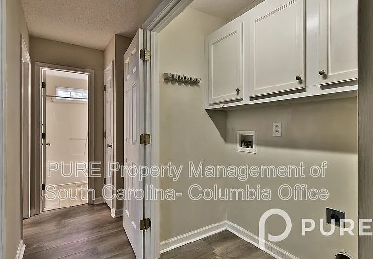 321 Downs Dr — Photo 44