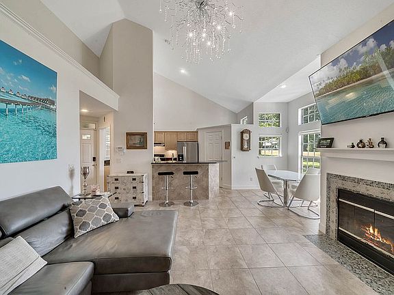 4th image of 1554 Farrindon Cir