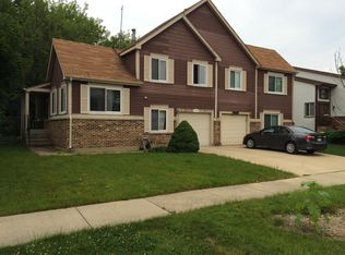 1460 Chippewa Trl, Wheeling, IL 60090