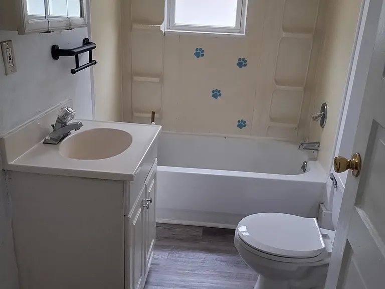 703 Steward Ave — Photo 5