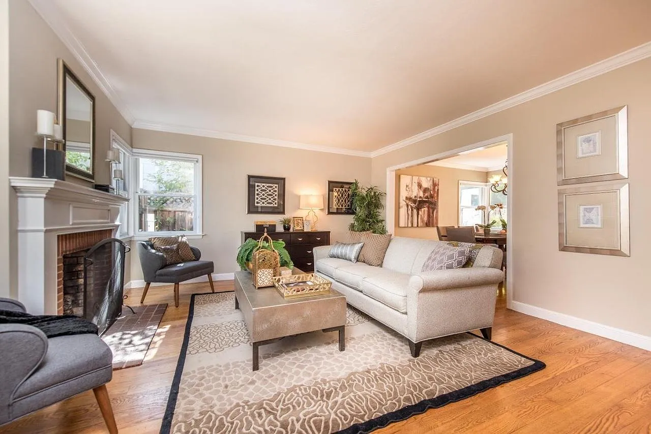 3 bed, 1740 sqft, $6,800 — Photo 3