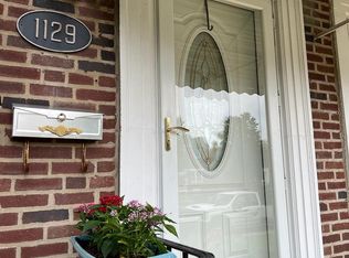 1129 Fanshawe St, Philadelphia, PA 19111