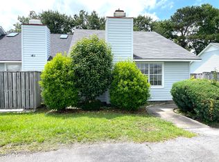 142 Witten Cir APT A, Havelock, NC 28532