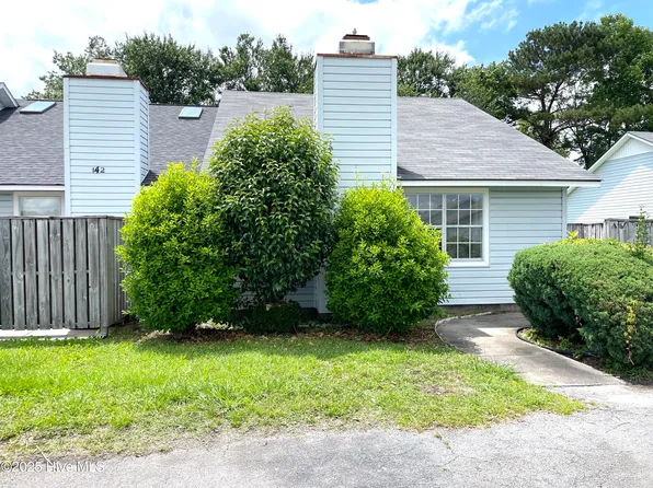 142 Witten Circle #A, Havelock, NC 28532