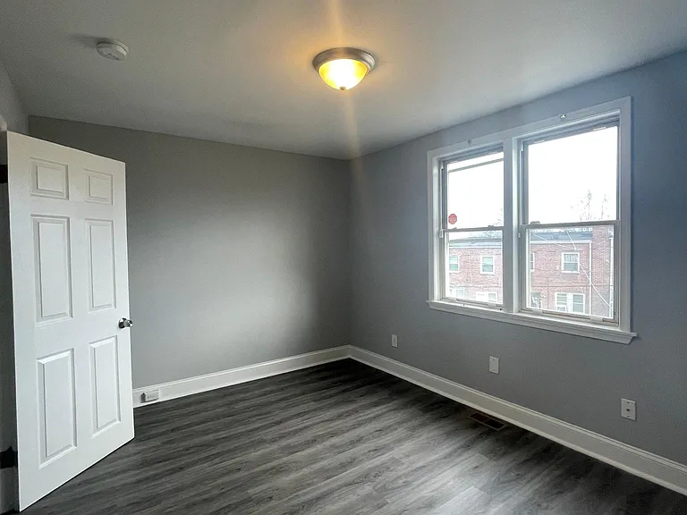 3607 W Lexington St — Photo 16