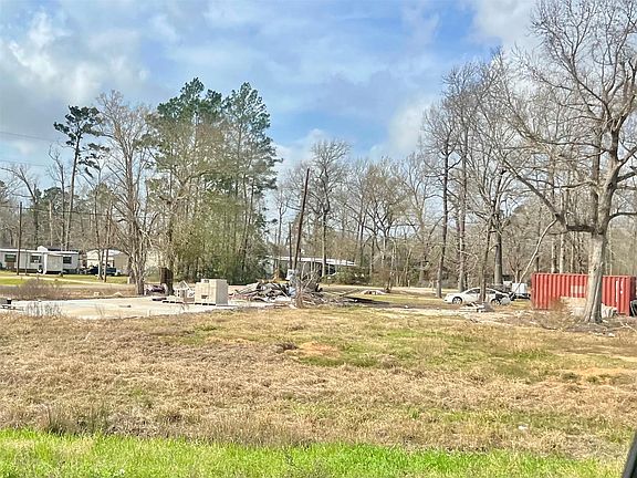 5th image of 17031 Little Oak Dr