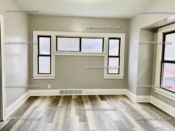 5th image of 244 Marseilles Ave
