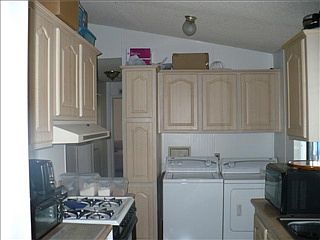 3rd image of 100 Woodlawn Ave Space 43