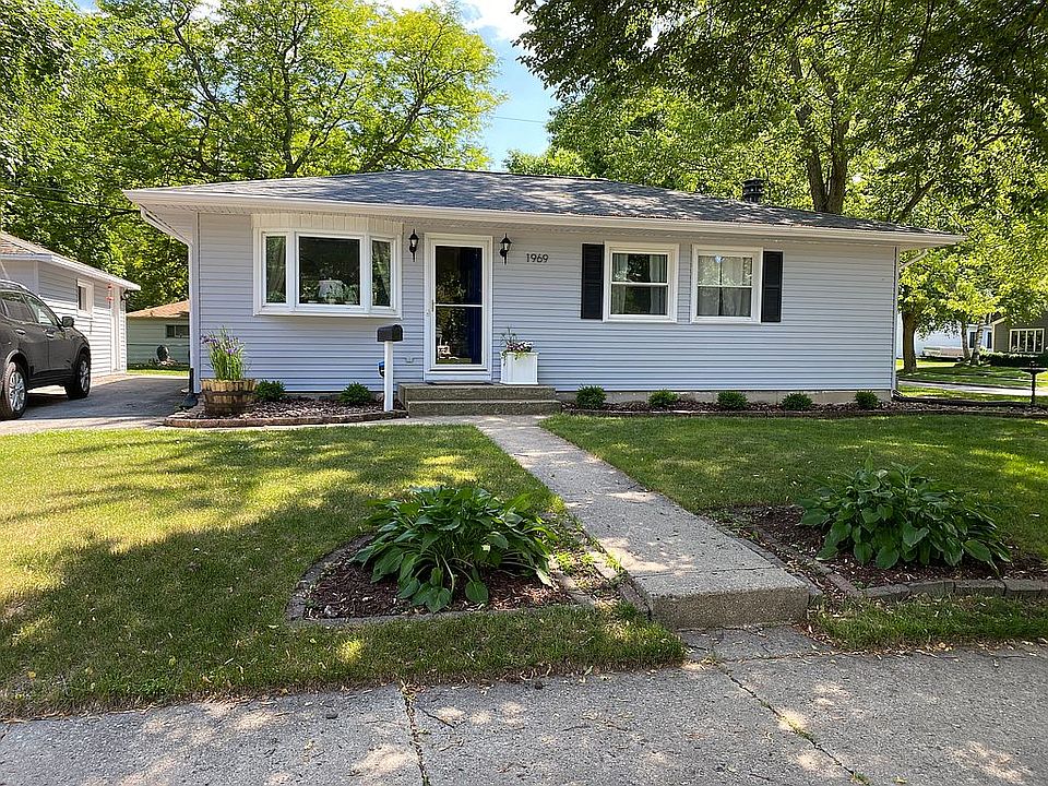 1st image of 1969 Garland Ave