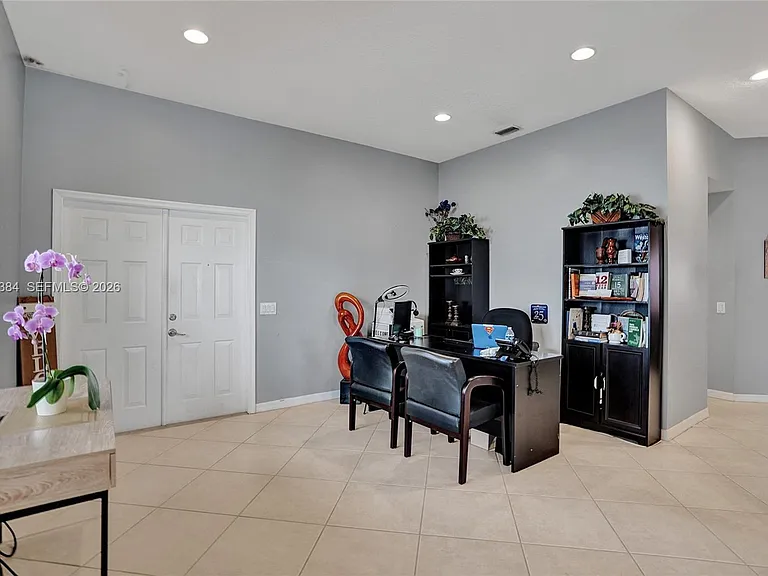 4219 Sabal Ridge Cir — Photo 6