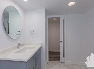 177 E Delaware Pl #5219, Chicago, IL 60611