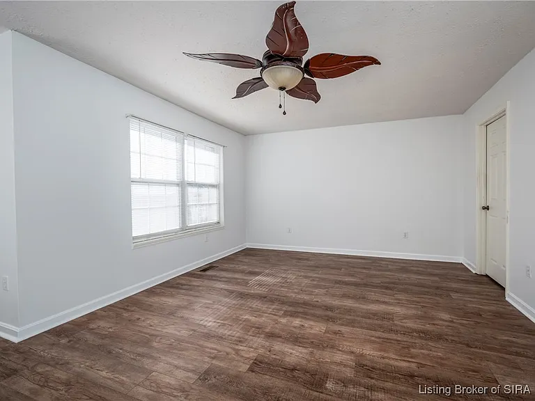 303 Colonial Club Dr — Photo 16
