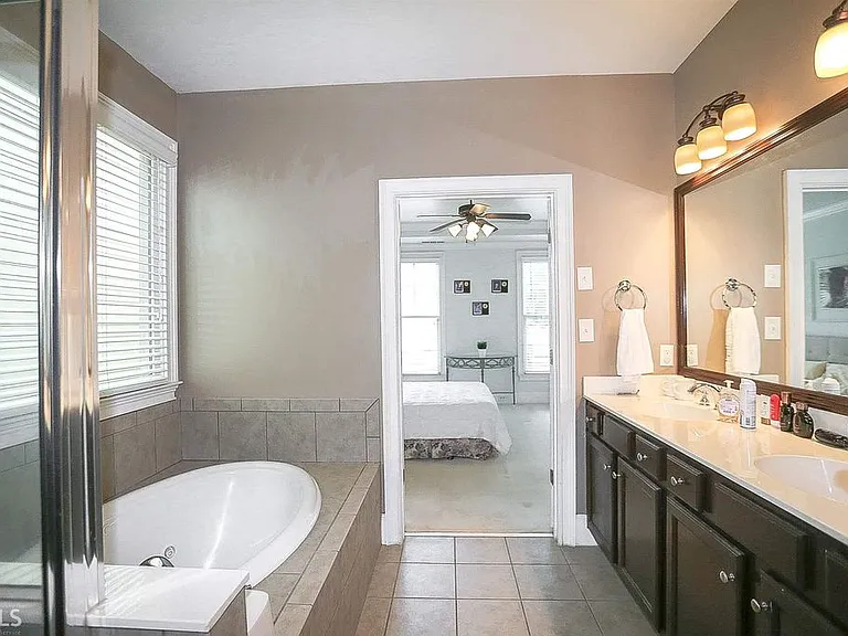 287 Gilliflower Park — Photo 13