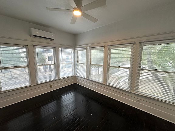 2nd image of 2514 Pearl St APT C