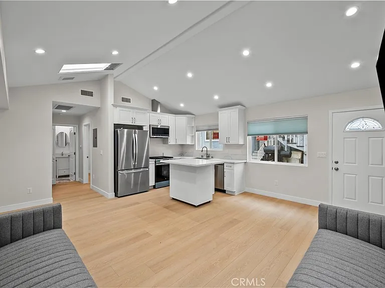 2135 Canyon Dr #1/4 — Photo 4