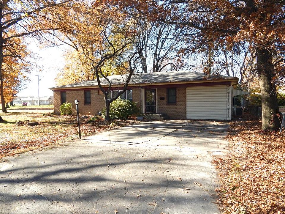 1st image of 1816 S Olive St