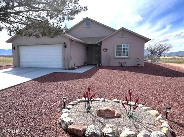 185 N Cholla Dr, Pearce, AZ 85625