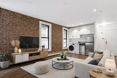 280 Manhattan Avenue, #2D