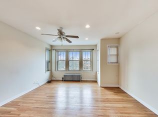 1904 W Farwell Ave #2, Chicago, IL 60626
