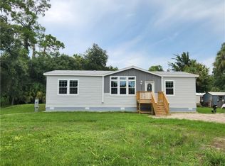 652 Magnolia Ave, Labelle, FL 33935